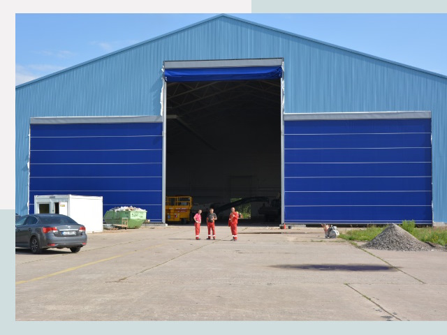 Ангарные ворота в Уфа от СтальСтрой-Уфа по цене 617 руб.